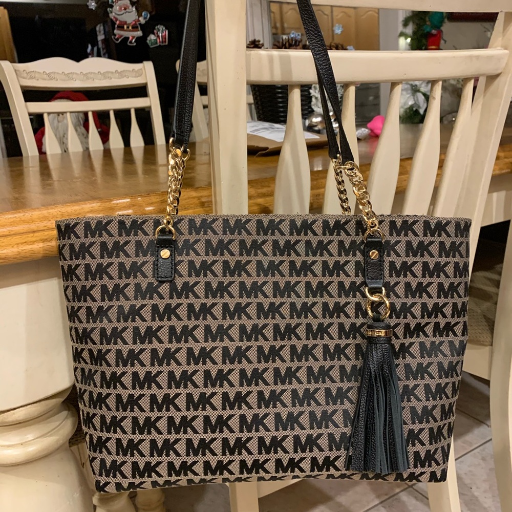 COPY - Michael Korrs Medium Tote.  Brand new